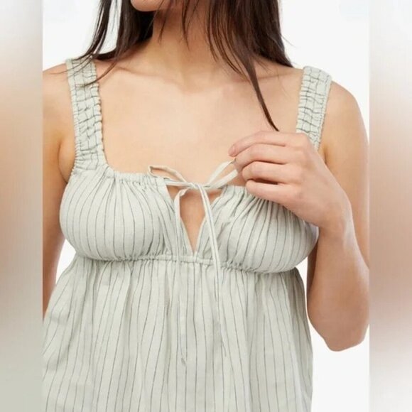 WeWoreWhat Pinstripe Tie-Front Keyhole Linen Cami Tank Top In Sage Size M - Picture 1 of 10